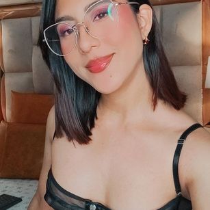 DaraBeckett femdom Model - DaraBeckett femdom