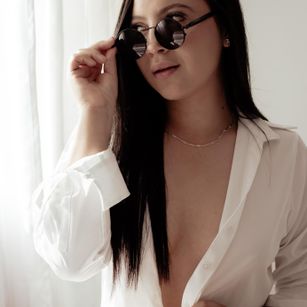 Gabriela Stonne hugetits Model - Gabriela Stonne hugetits