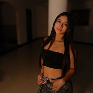 Antonella Squirt Model - Antonella Squirt