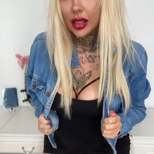 Chloe Savage ROLEPLAY Model - Chloe Savage ROLEPLAY
