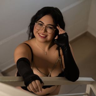 Anahi Vega WEBCAM Model - Anahi Vega WEBCAM