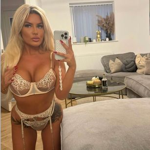 Ashleyy usa Model - Ashleyy usa