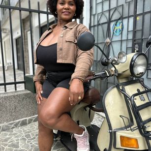 AliciaMilf ass Model - AliciaMilf ass