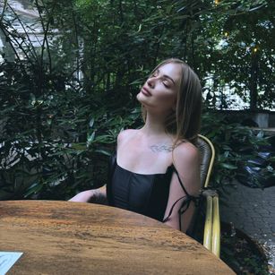 SofiaRay shaved Model - SofiaRay shaved
