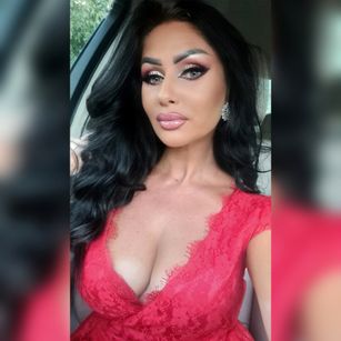 Model - LauraGreen36 dp