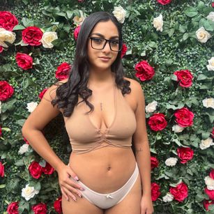 LucyHaddid cei Model - LucyHaddid cei