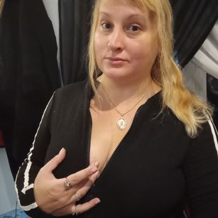 XHelenaX90 striptease Model - XHelenaX90 striptease