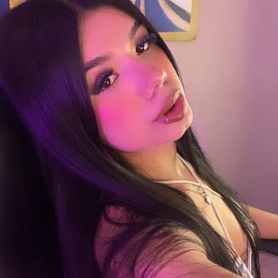 VioletGrace petite Model - VioletGrace petite