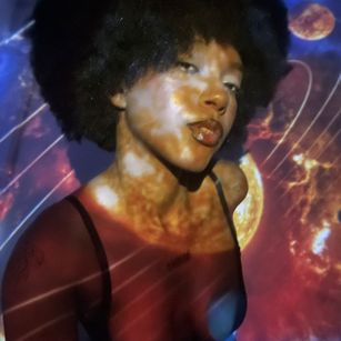Silverosequeen Ebony Model - Silverosequeen Ebony