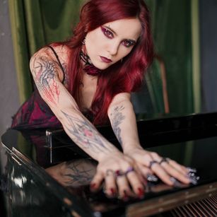 Nelle_ femdom Model - Nelle_ femdom