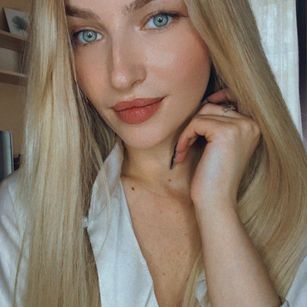 SnowQueen longnails Model - SnowQueen longnails