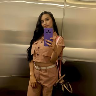 Model - Valen Hops latina