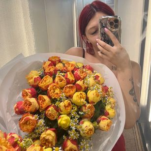 Model - Alissa_kiss petite