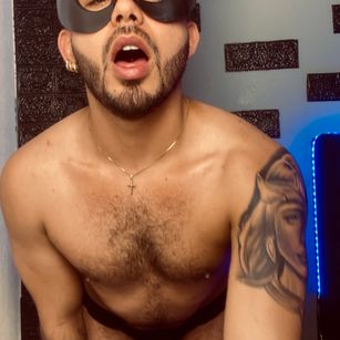 Adam ass Model - Adam ass