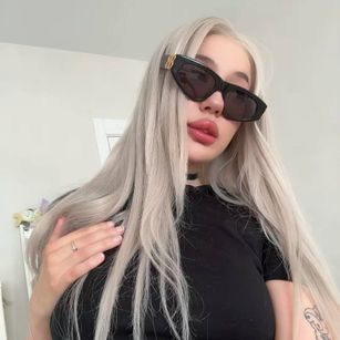 polly blonde Model - polly blonde