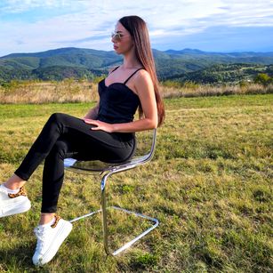 Model - MyaGoldX cumshow