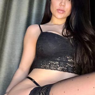 Maysha latina Model - Maysha latina