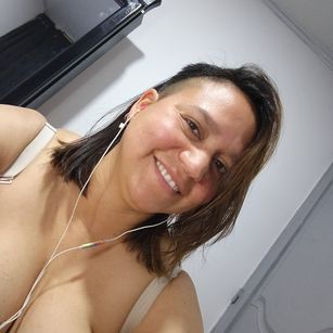 Emily_ mature Model - Emily_ mature