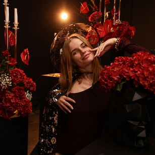 Model - MargaritaKiss ass