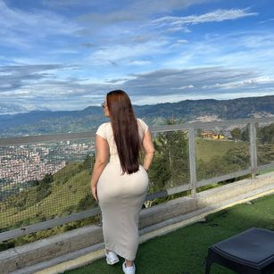 Renata Ponce squirt Model - Renata Ponce squirt