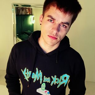 Model - Jacob stones horny