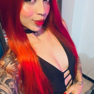 Polygonnia joi Model - Polygonnia joi