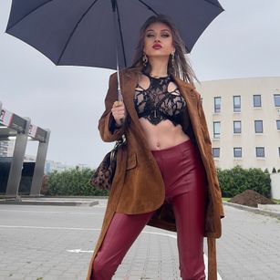 SHEZEL dominatrix Model - SHEZEL dominatrix