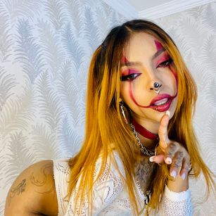 Carmilla findom Model - Carmilla findom