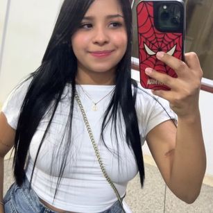 Model - LauraGrim dirtytalk