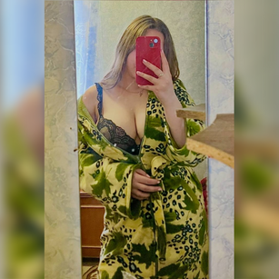 Model - SunnyCharm girl