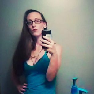 Model - VivianLayne fastresponse