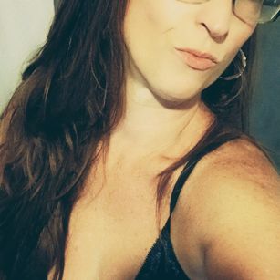 Model - VivianLayne Sexy