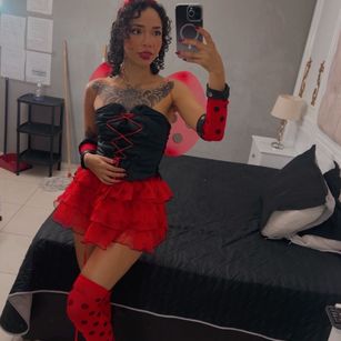 Model - SilvanaOwen FEMDOM