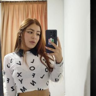 Model - JoyHills dildo