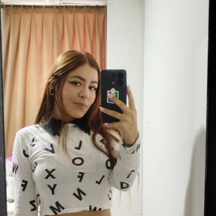 Model - JoyHills blowjob