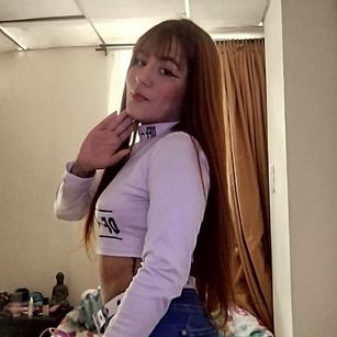 Model - JoyHills blowjob