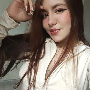 Model - JoyHills blowjob