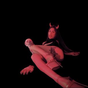 Model - Luciana Striptease