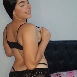 Model - Nathasha Angie dirtytalk