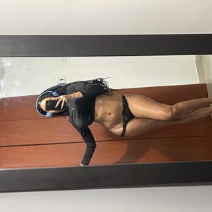 Model - Mistress Mia Murano cei