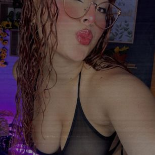 Model - Abby Luna Squirt