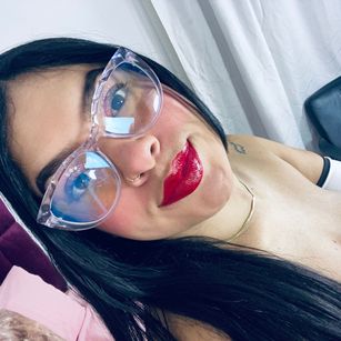 Model - Ambar SM young