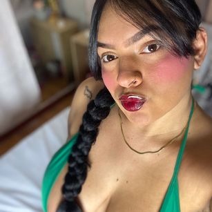 Model - Ambar SM bigass