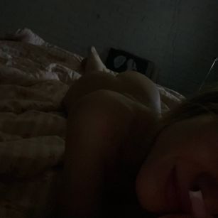 Model - thecallmeami cute