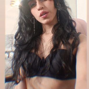 Model - Bella_Poison fastresponse