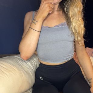 Model - Scottish Bella dildo
