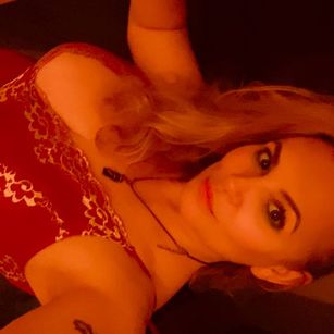 Model - Elliza slaves
