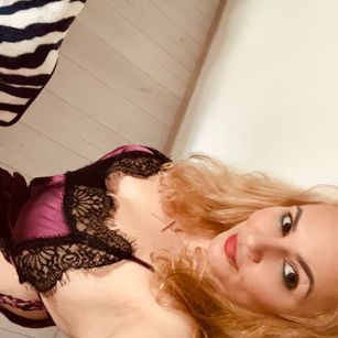 Model - Elliza dom