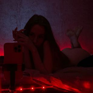 Model - thecallmeami teen