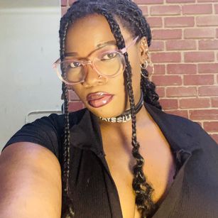 Model - CurvyCocoxxx ass